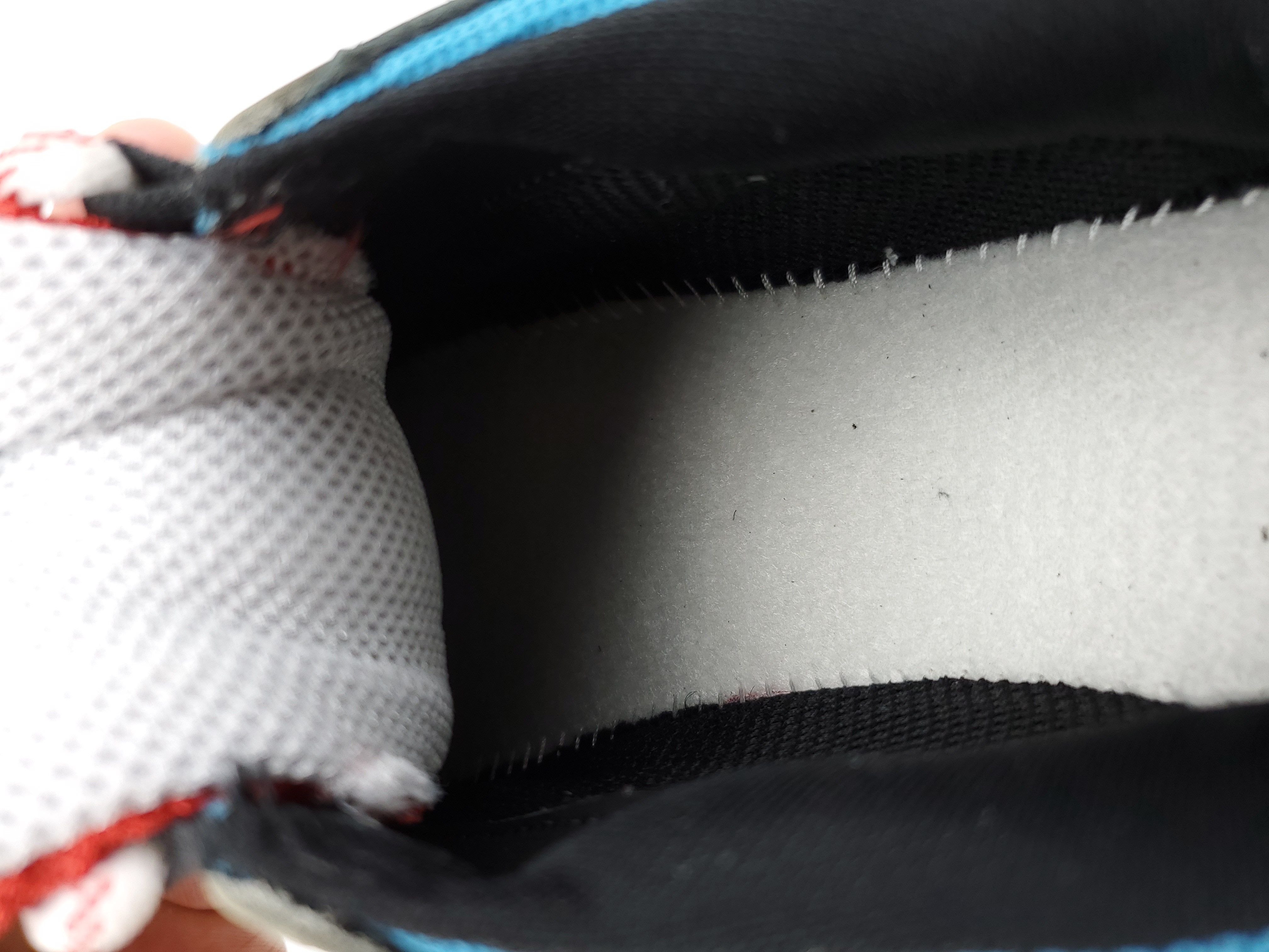 Balenciga Triple S Grey Red Blue (2018 Reissue)