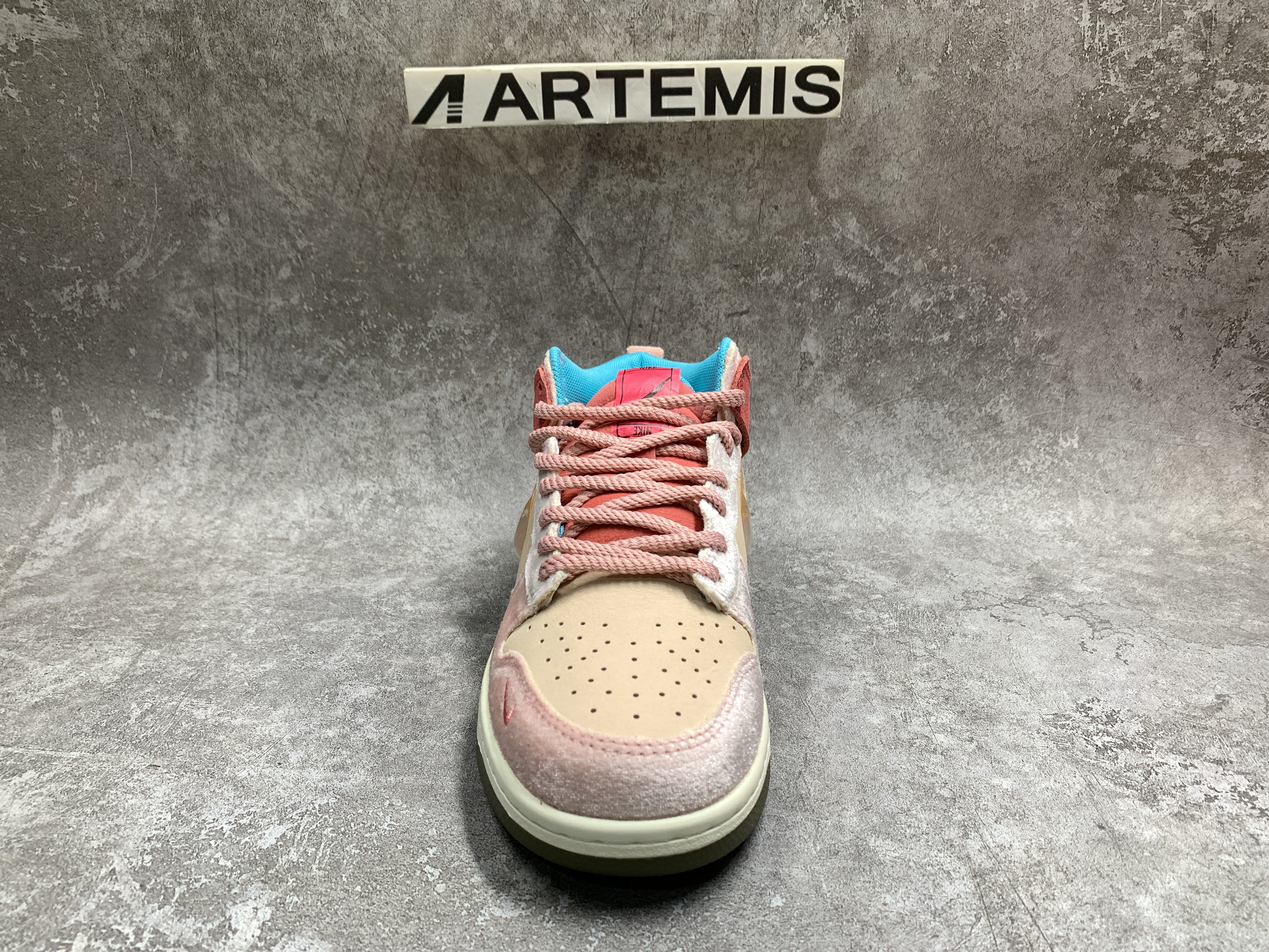 Nike Dunk Mid Social Status Free Lunch Strawberry Milk