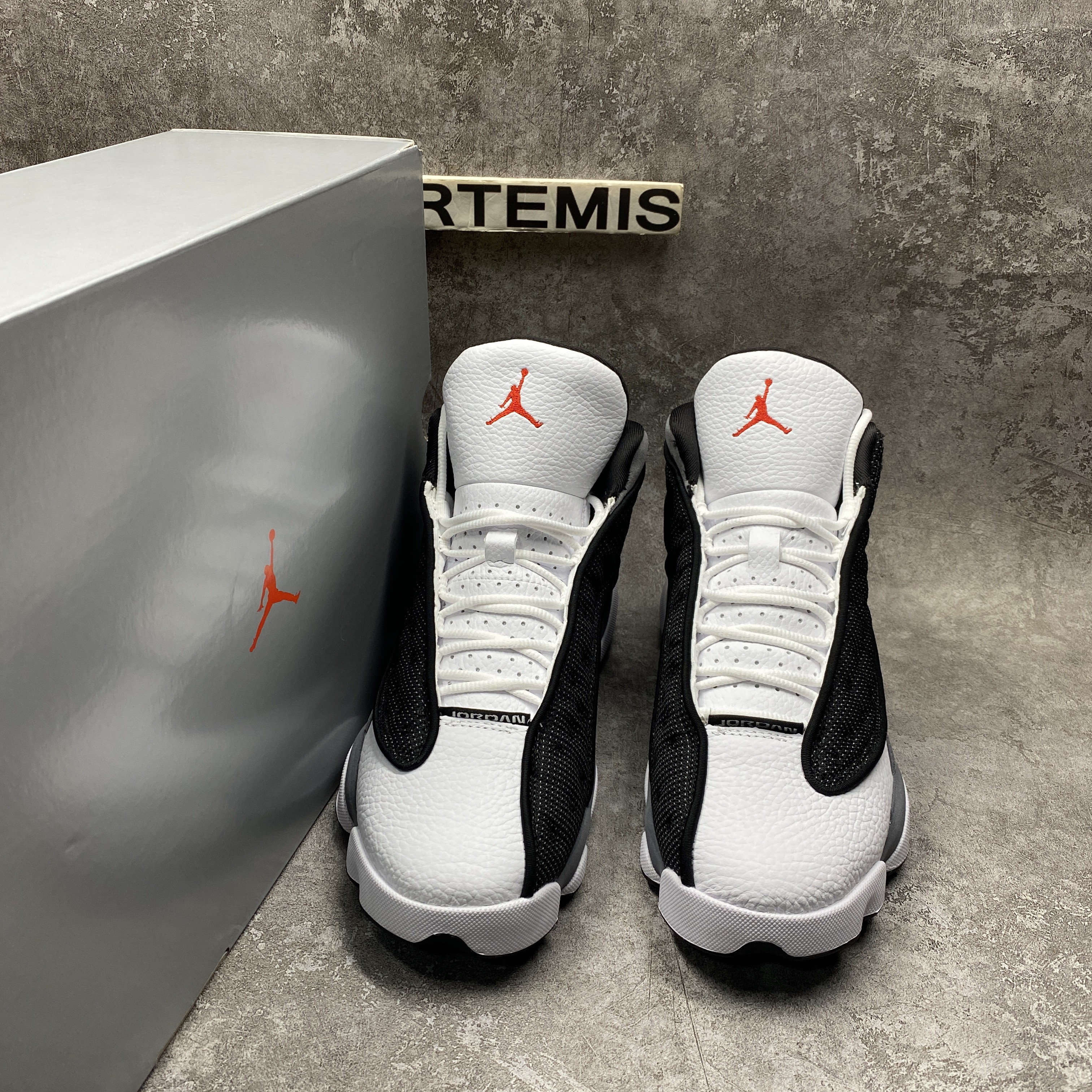 Air Jordan 13 Retro Black Flint