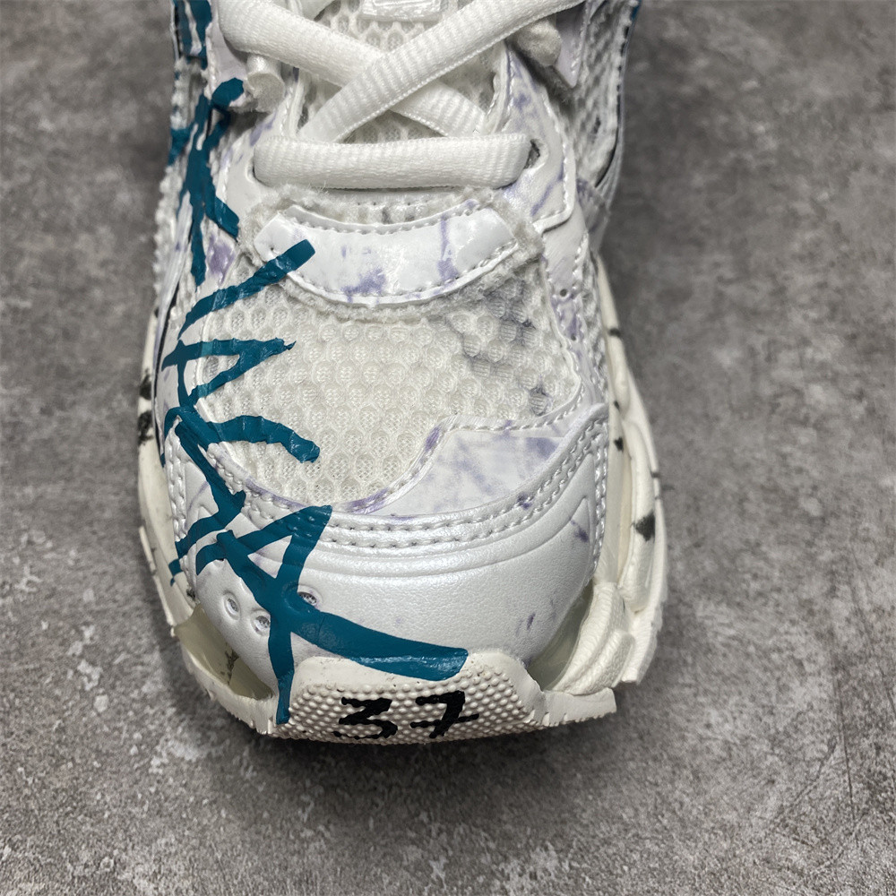 UA Runner Graffiti White Blue Runner Graffiti White Blue