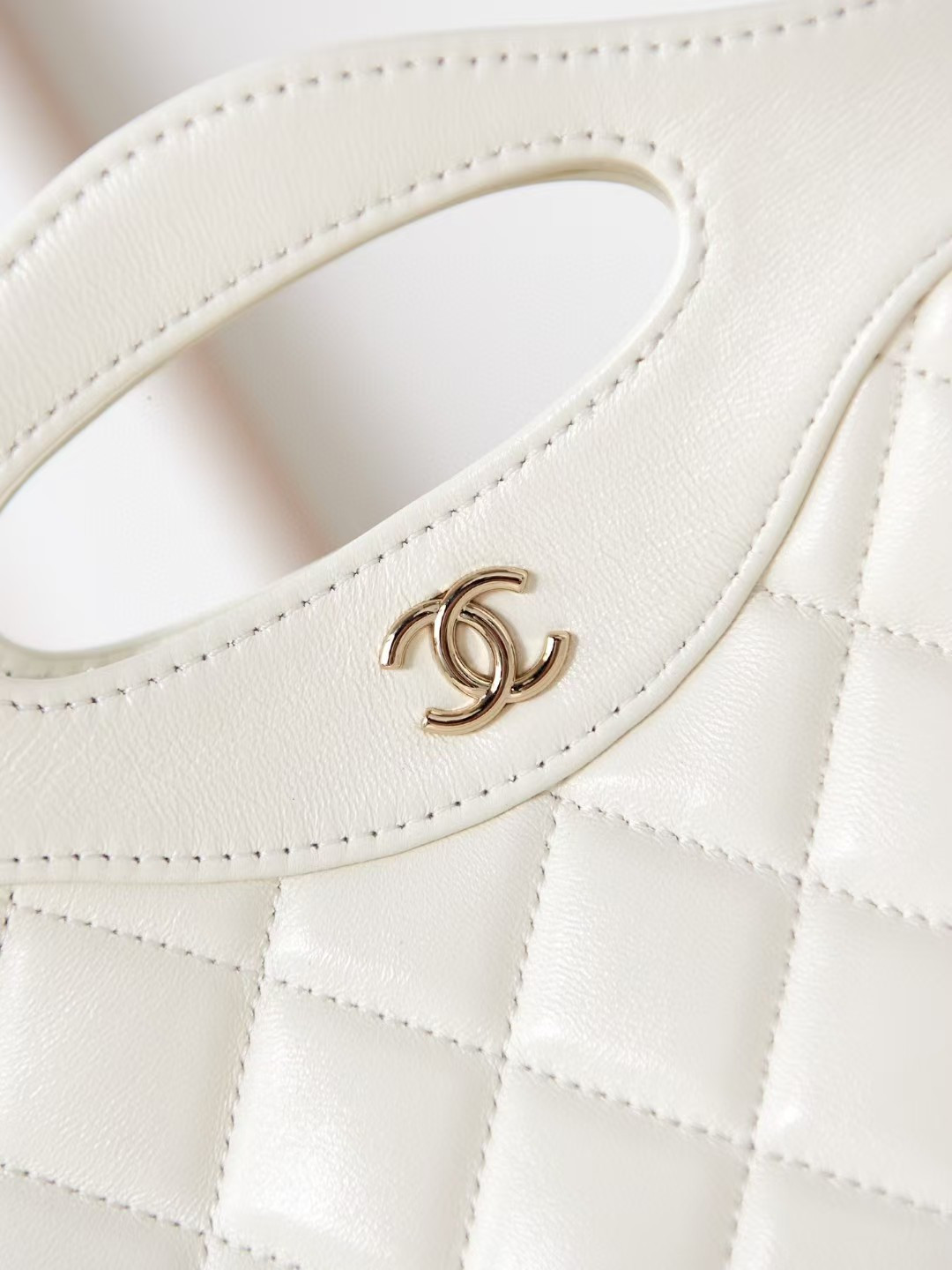 Ch*el 31 nano chain bag lambskin as3656 17.5x20.5x4cm