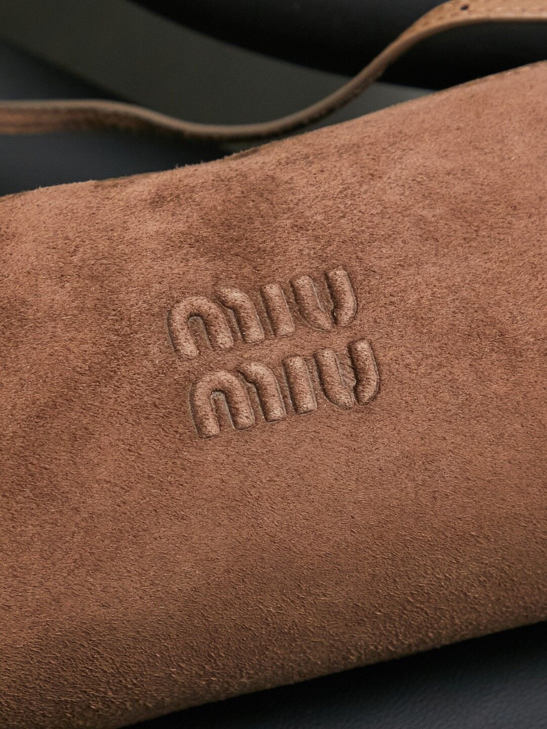 Miu Miu Suede pouch 22x9x9cm