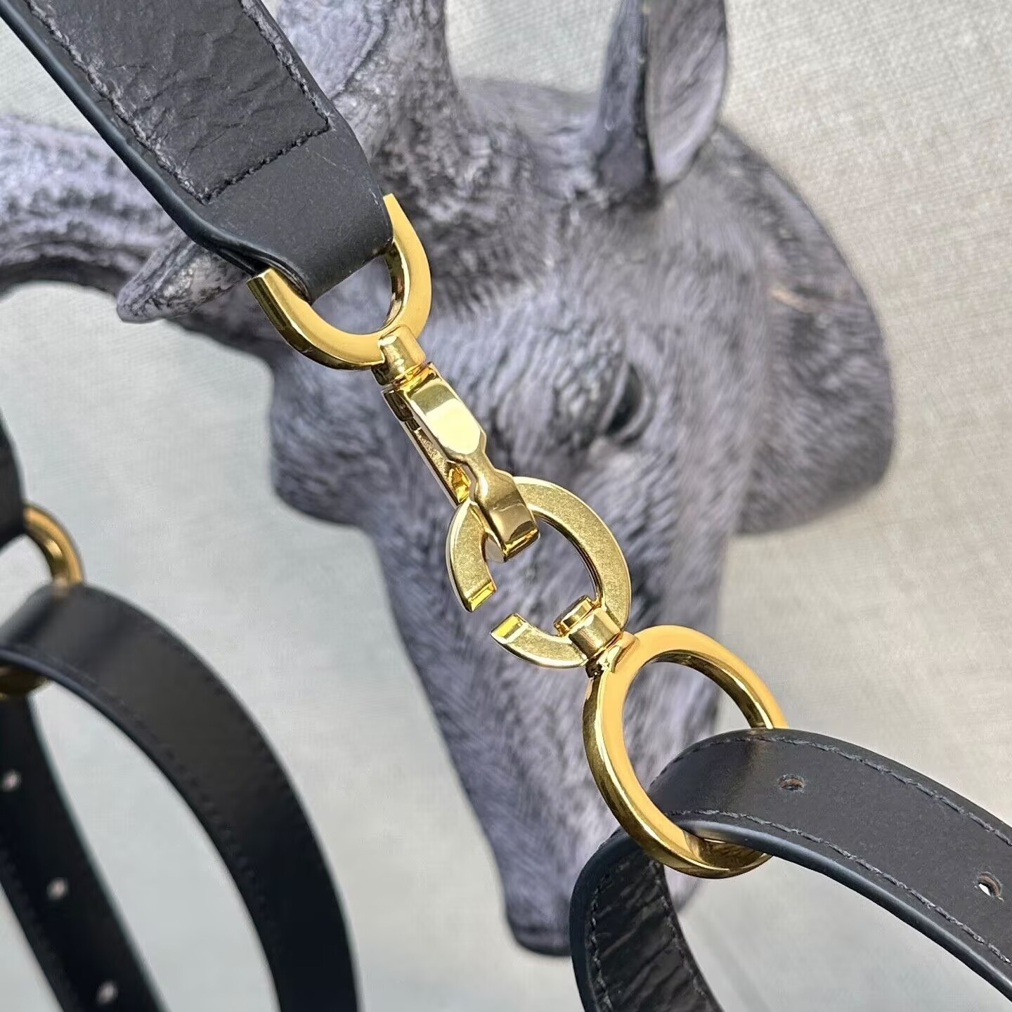 D*or small d-journey bag in crinkled calfskin 25.5 x 14.5 x 14 cm