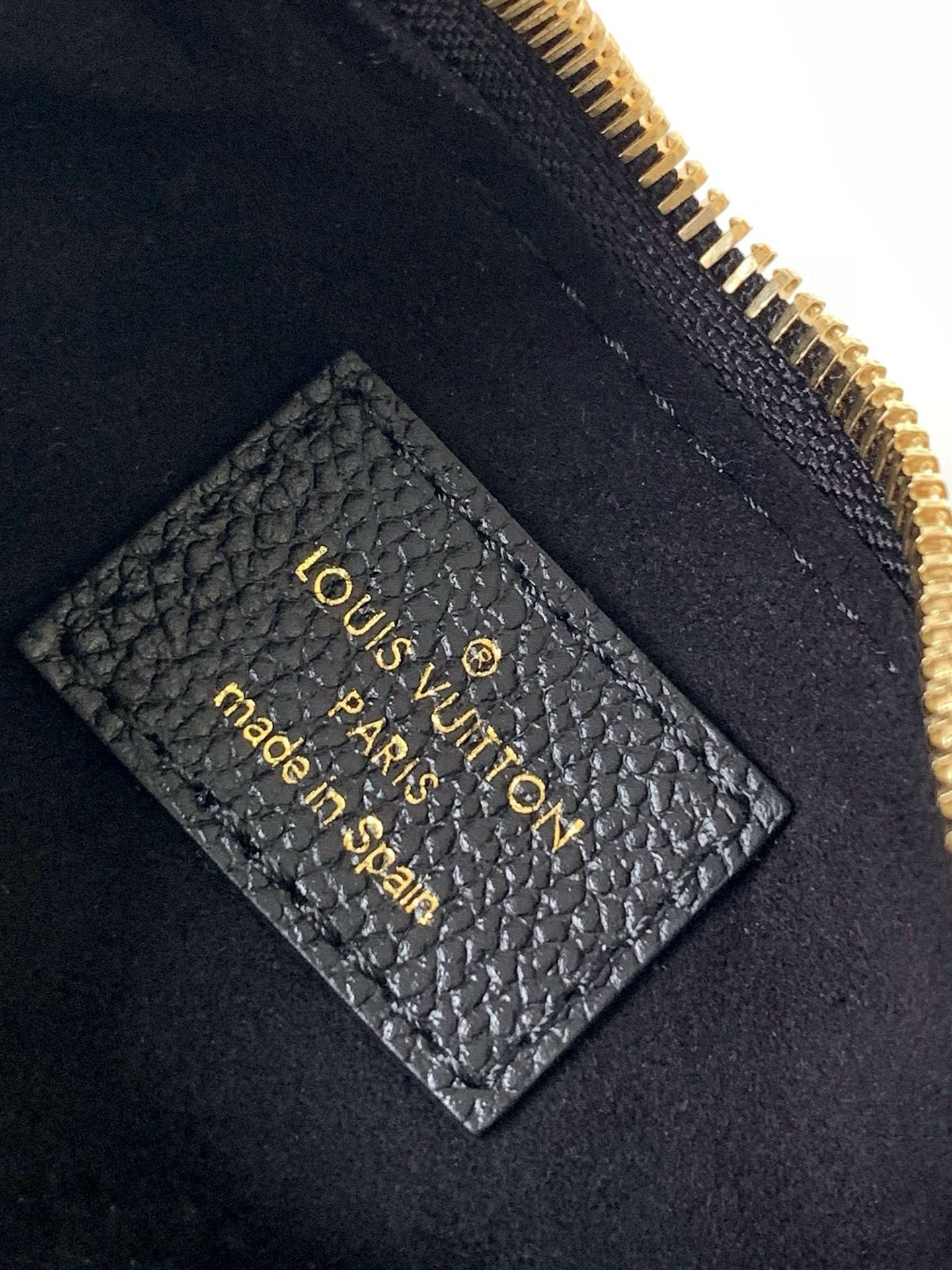 LV Mini Moon M82391 20.5x11x5cm