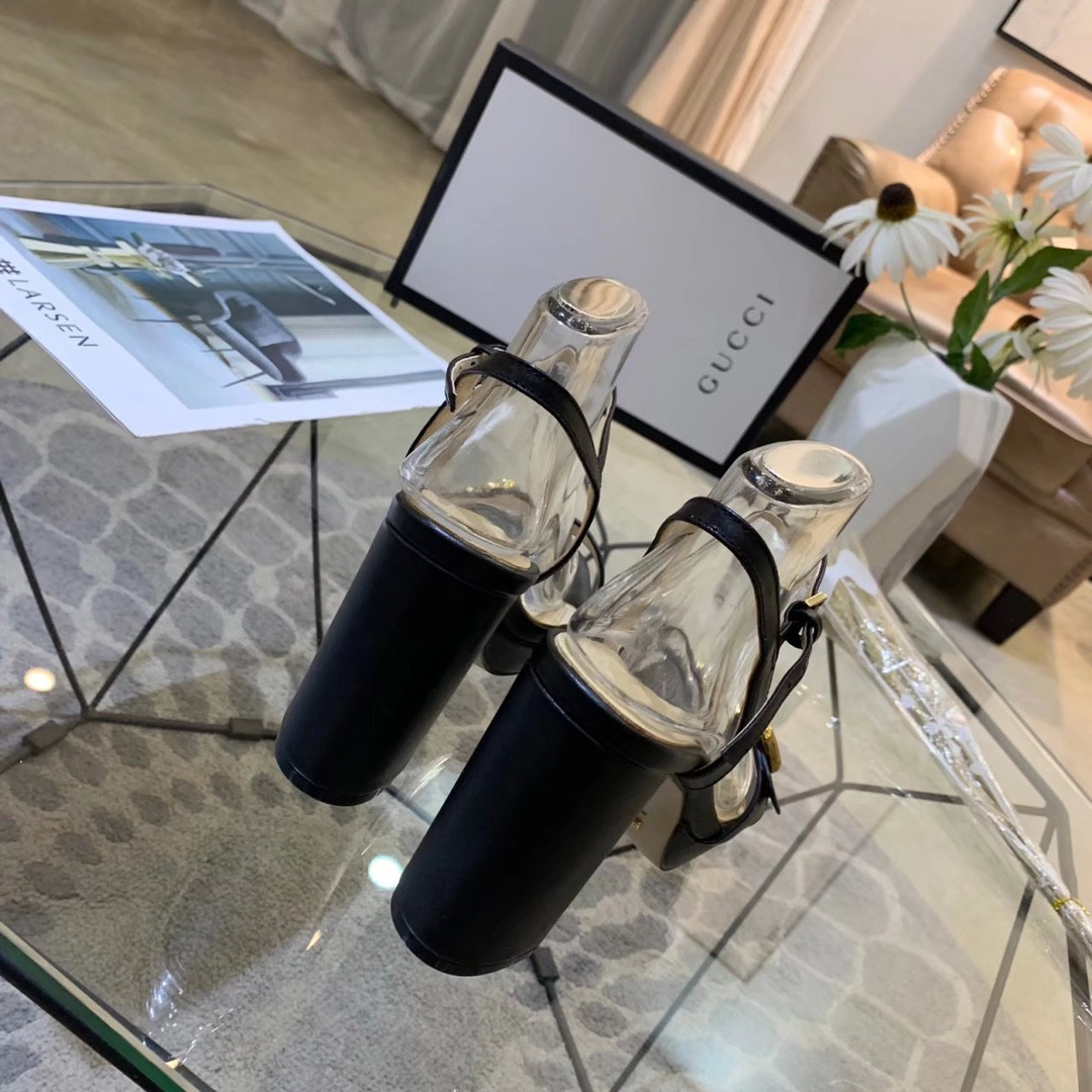 ua G*u*i leather high-heel sandal