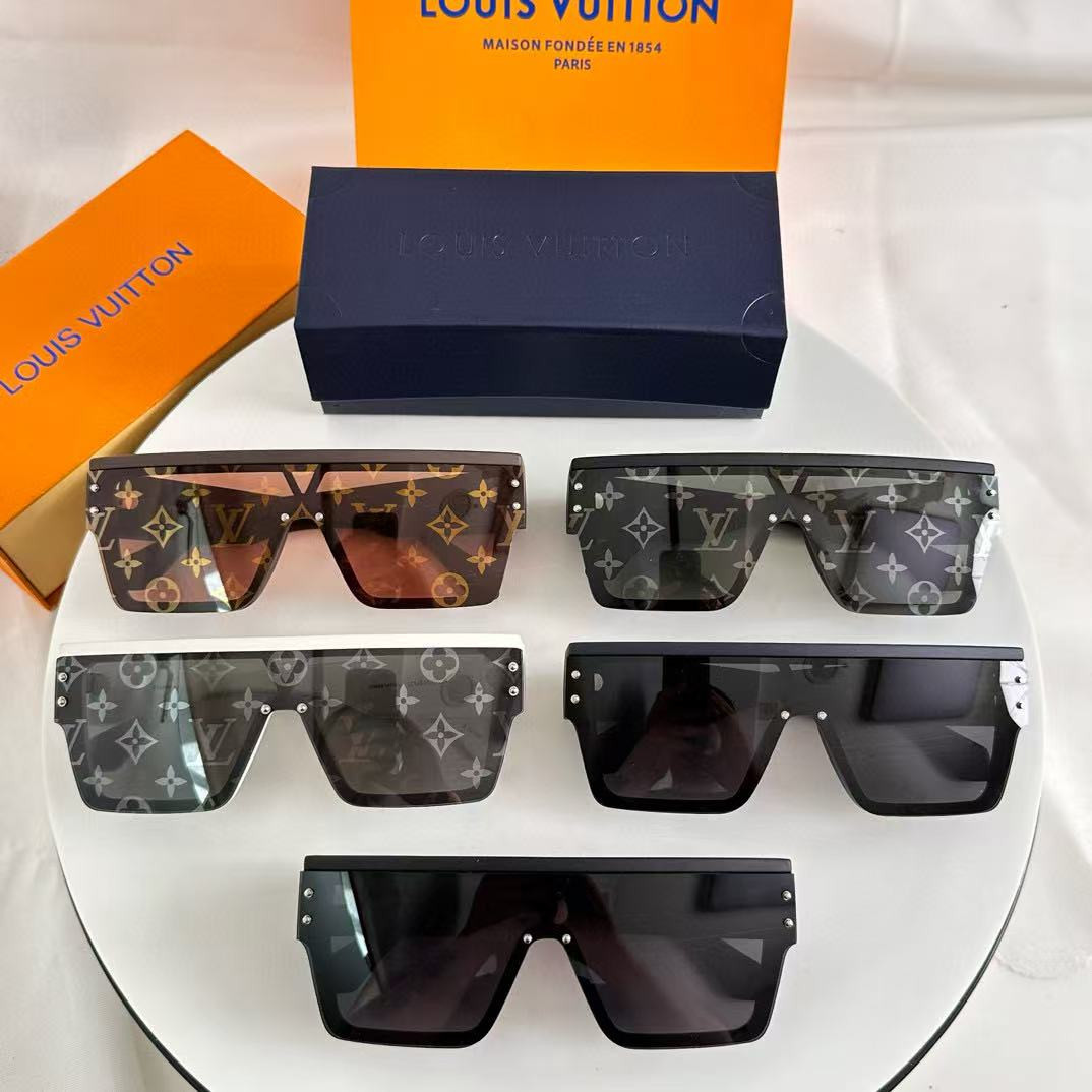LV Glasses Z1583E
