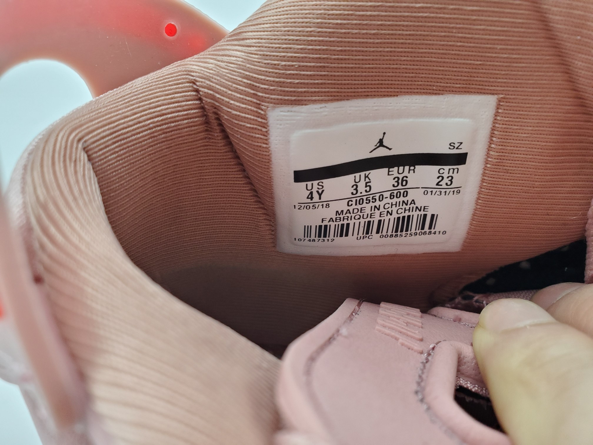 Jordan 6 Retro Aleali May