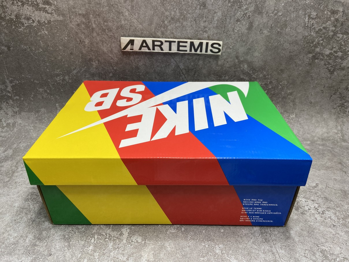 Nike SB Dunk High Strawberry Cough