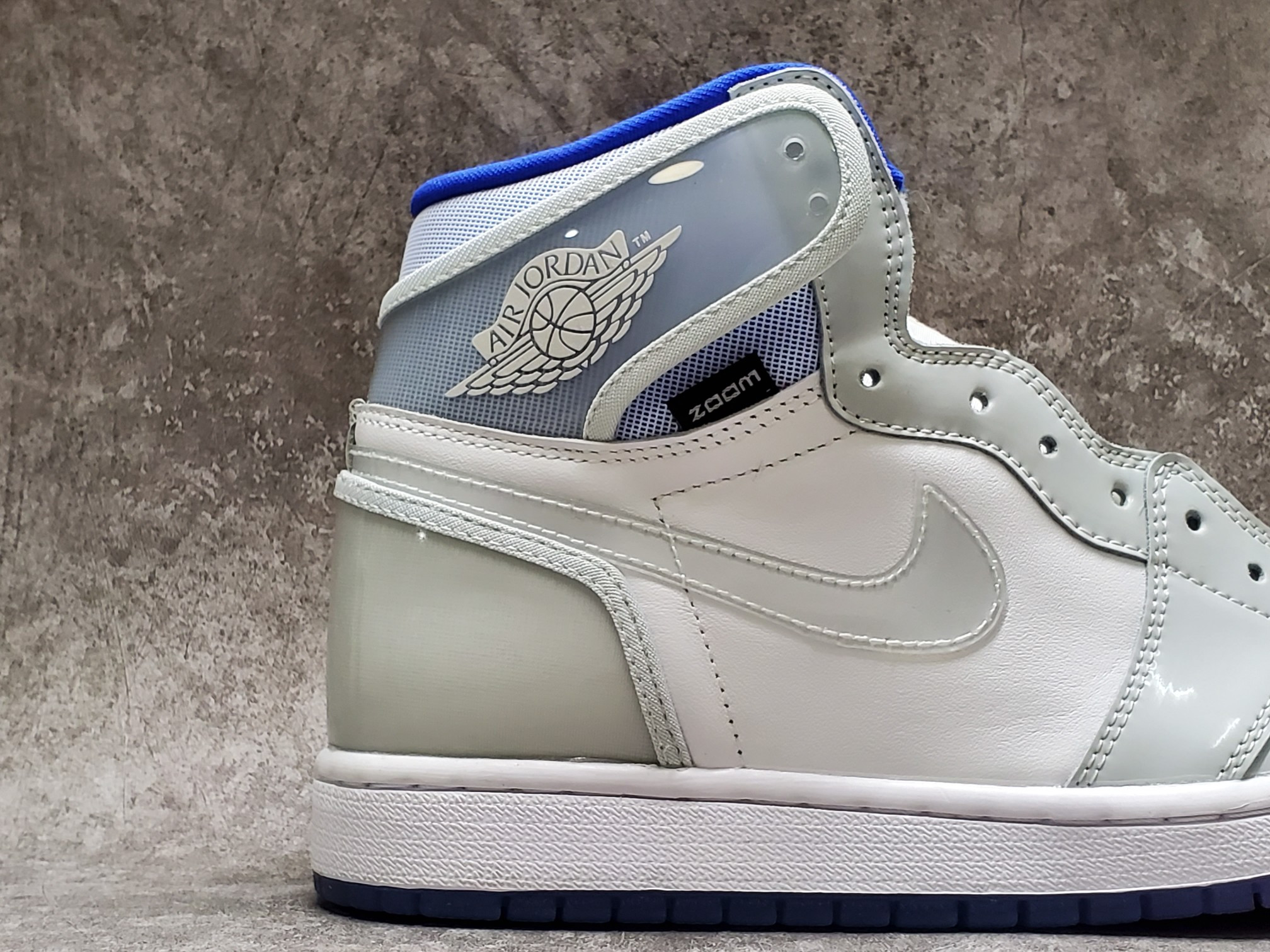 Air Jordan 1 High Zoom