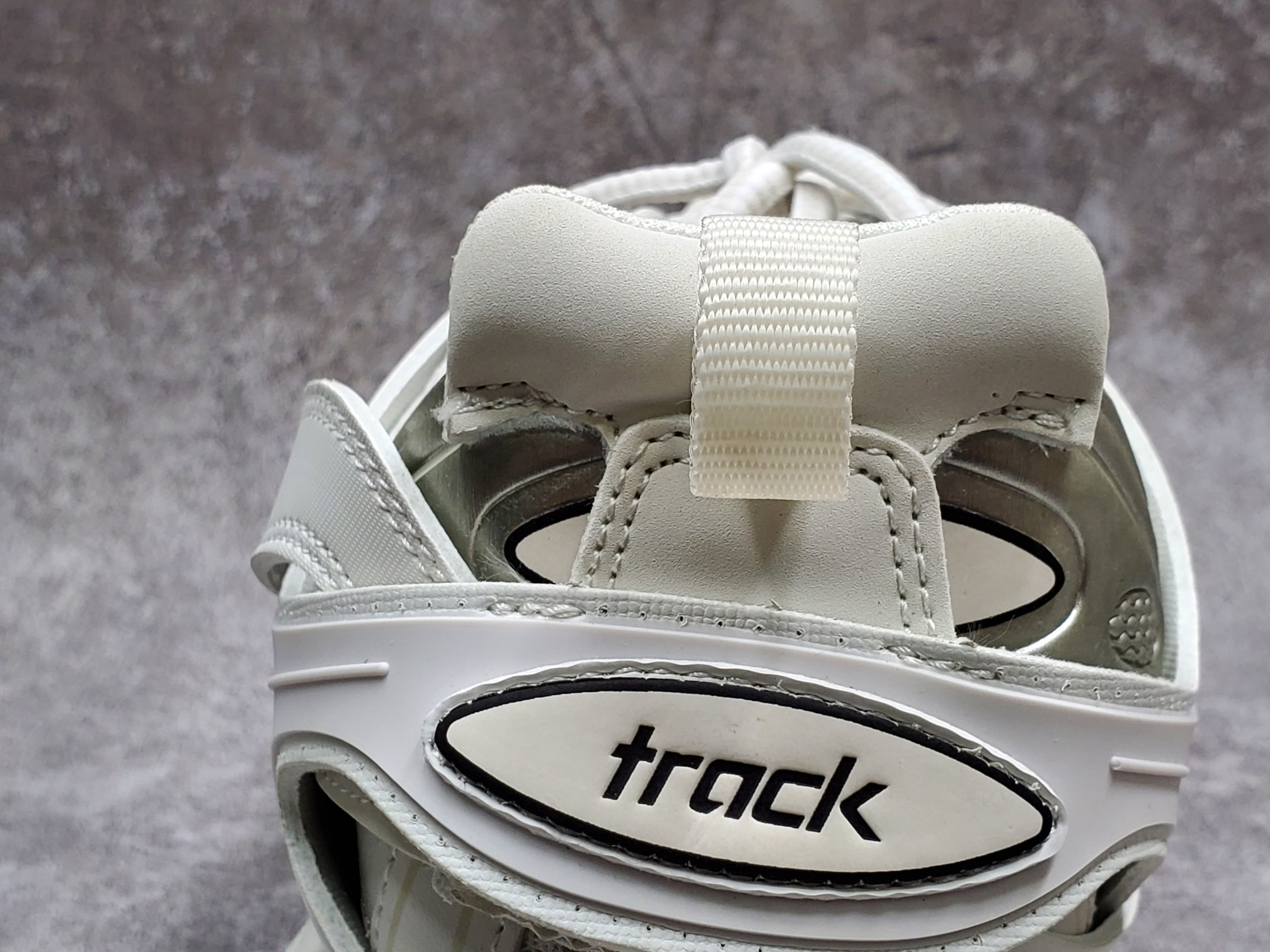 Balenciga Track White(No Led)