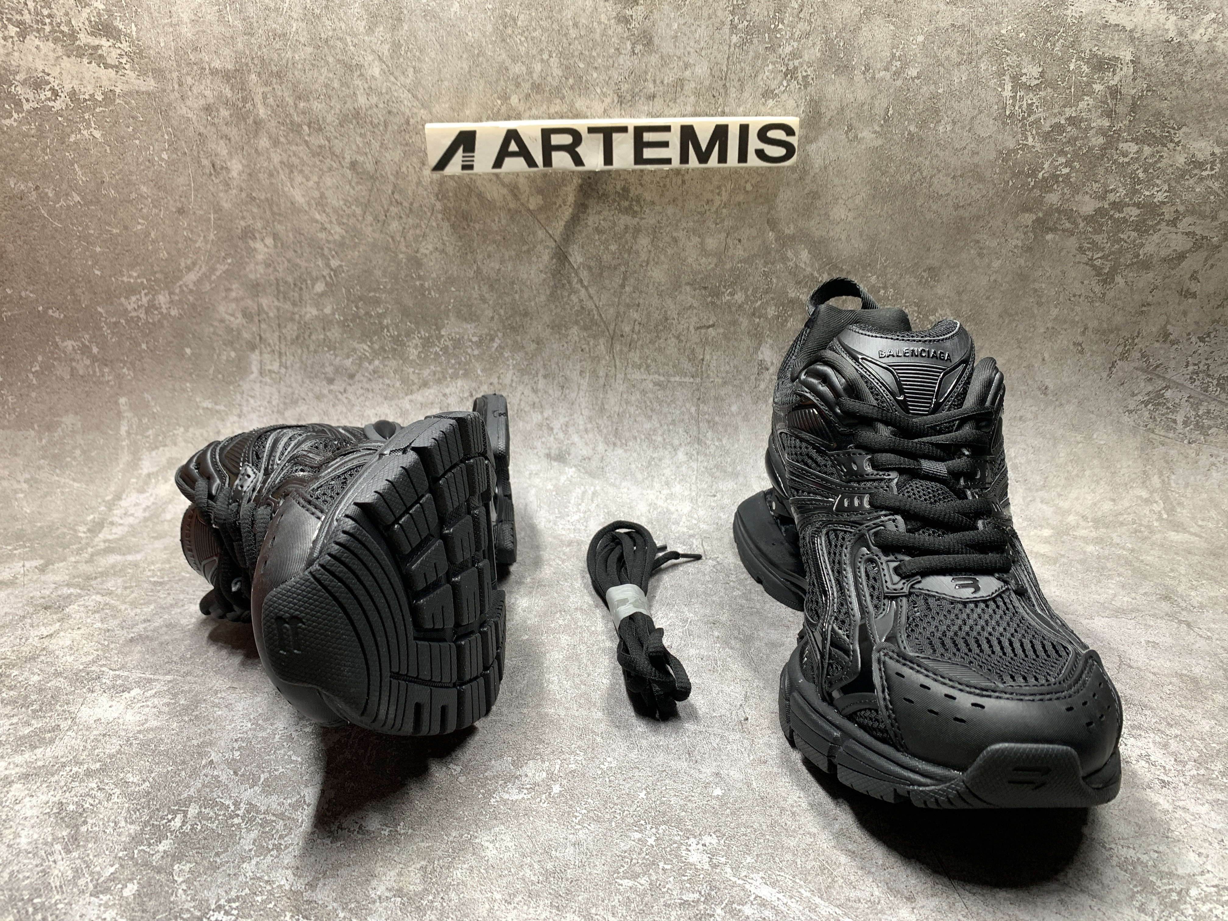 Balenciga X-Pander Black