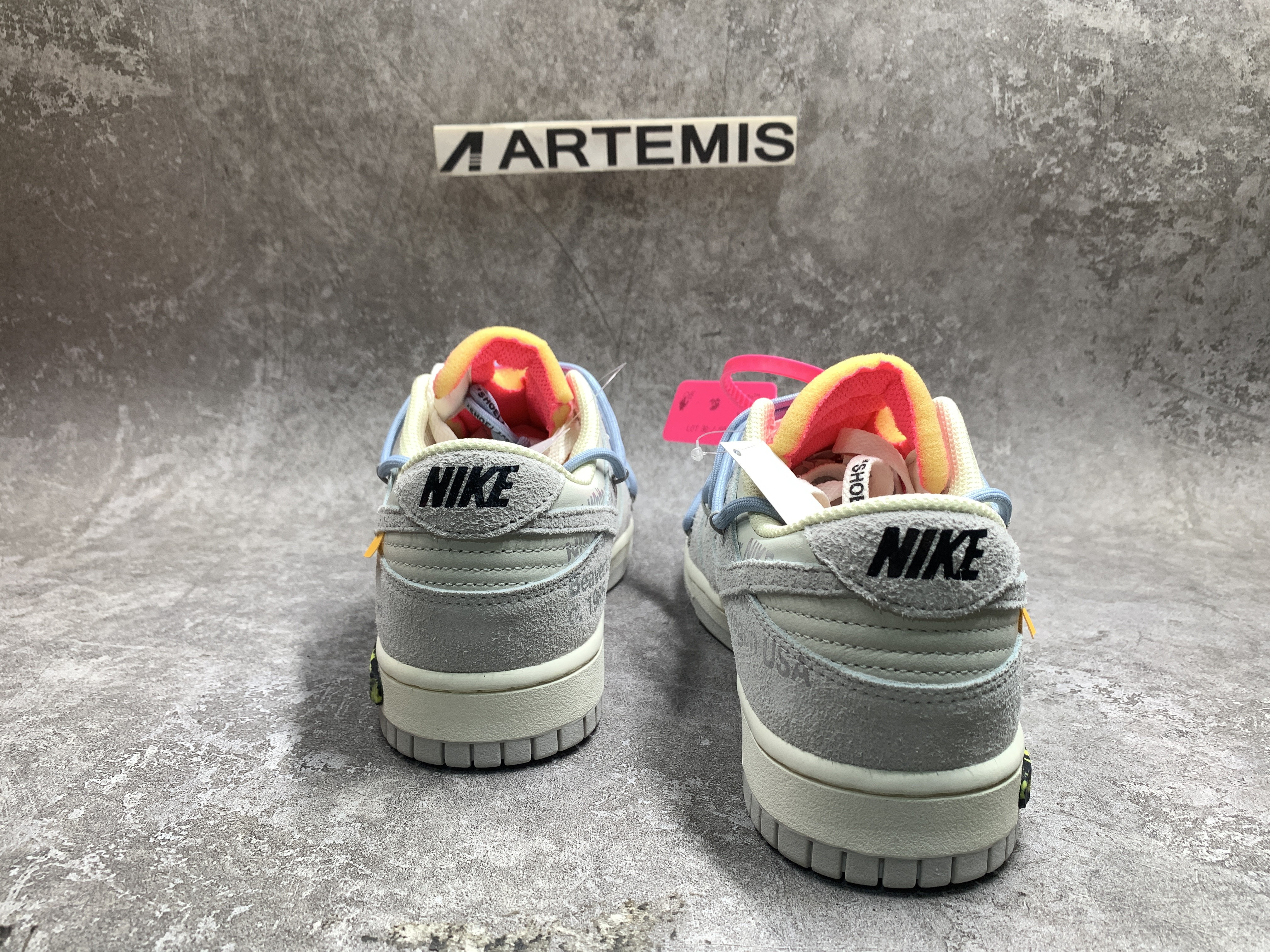 Off-White x Dunk Low Lot 38 of 50