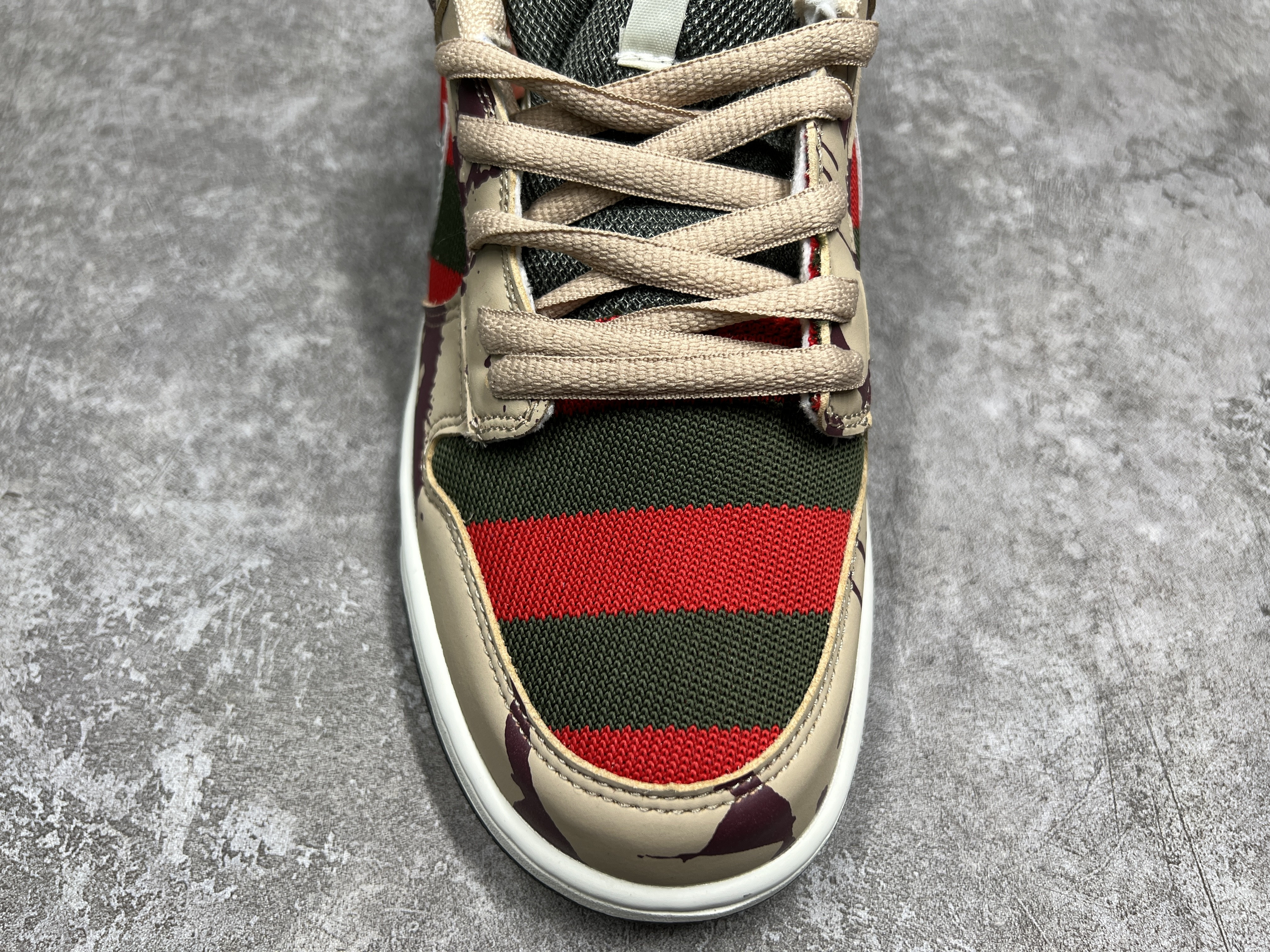 Nike Dunk SB Low Freddy Krueger
