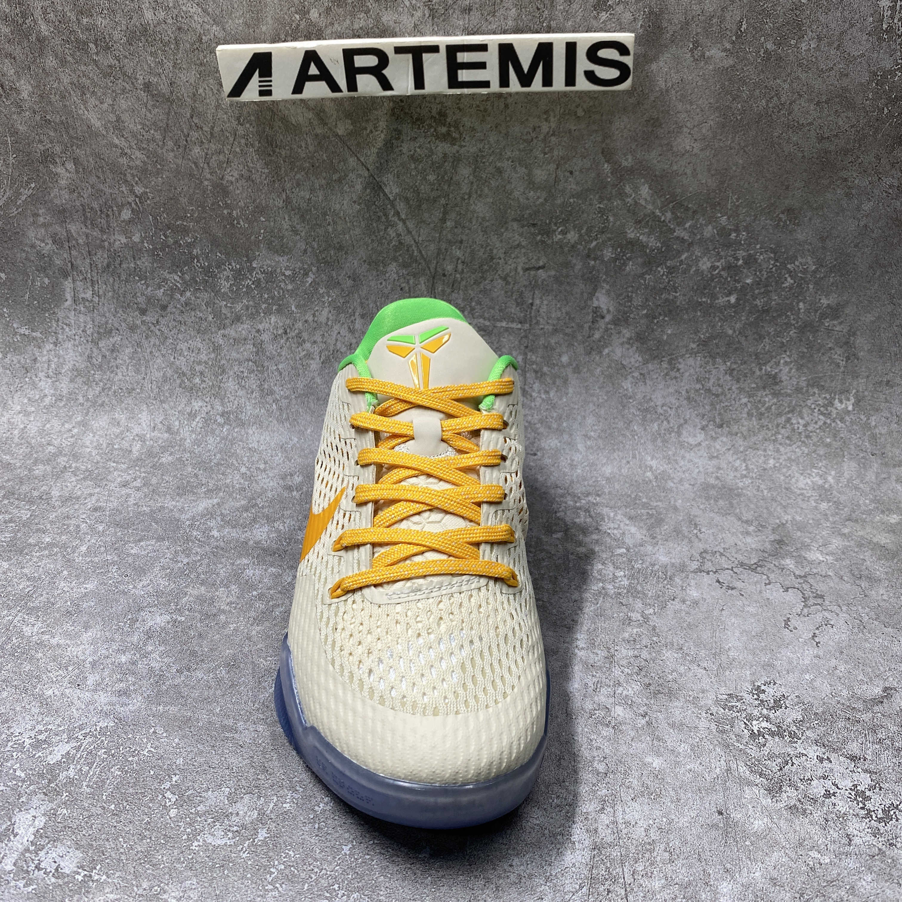 Nike Kobe 11 Peach Jam PE