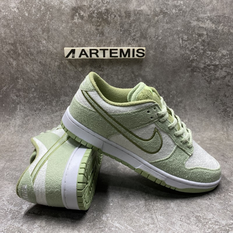 Nike Dunk Low SE Fleece Pack Honeydew