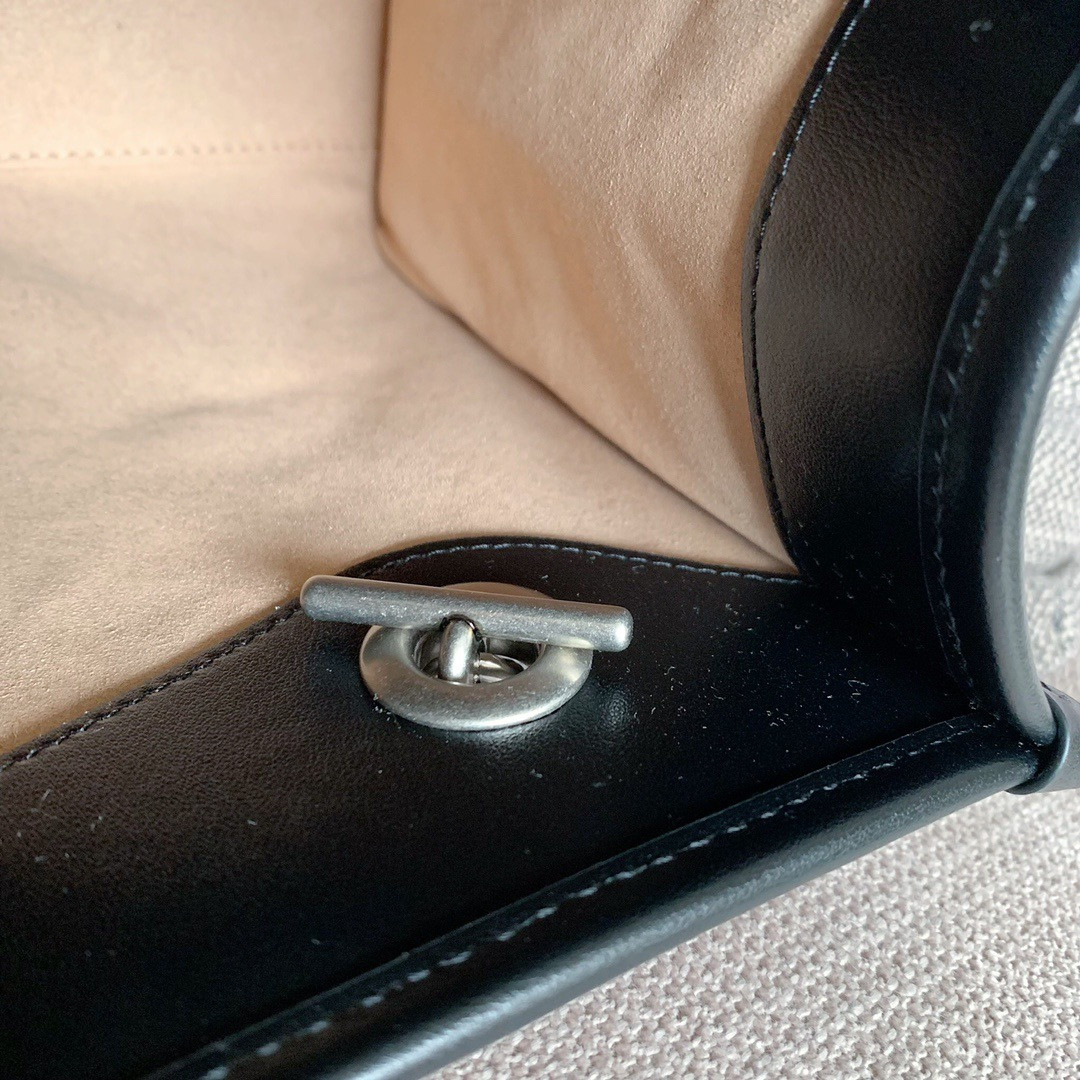 G*u*i gg marmont series small tote bag 26.5cm