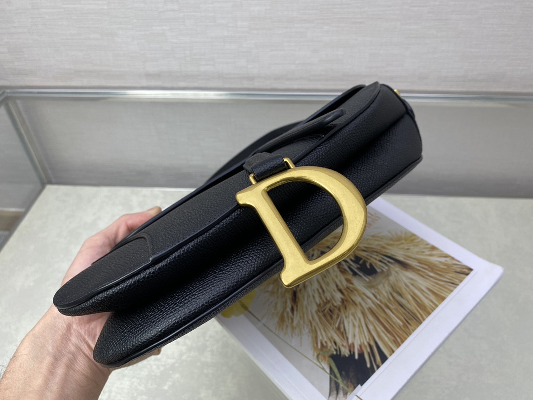 D*or saddle bag indigo black grained calfskin 25.5x20x6.5cm