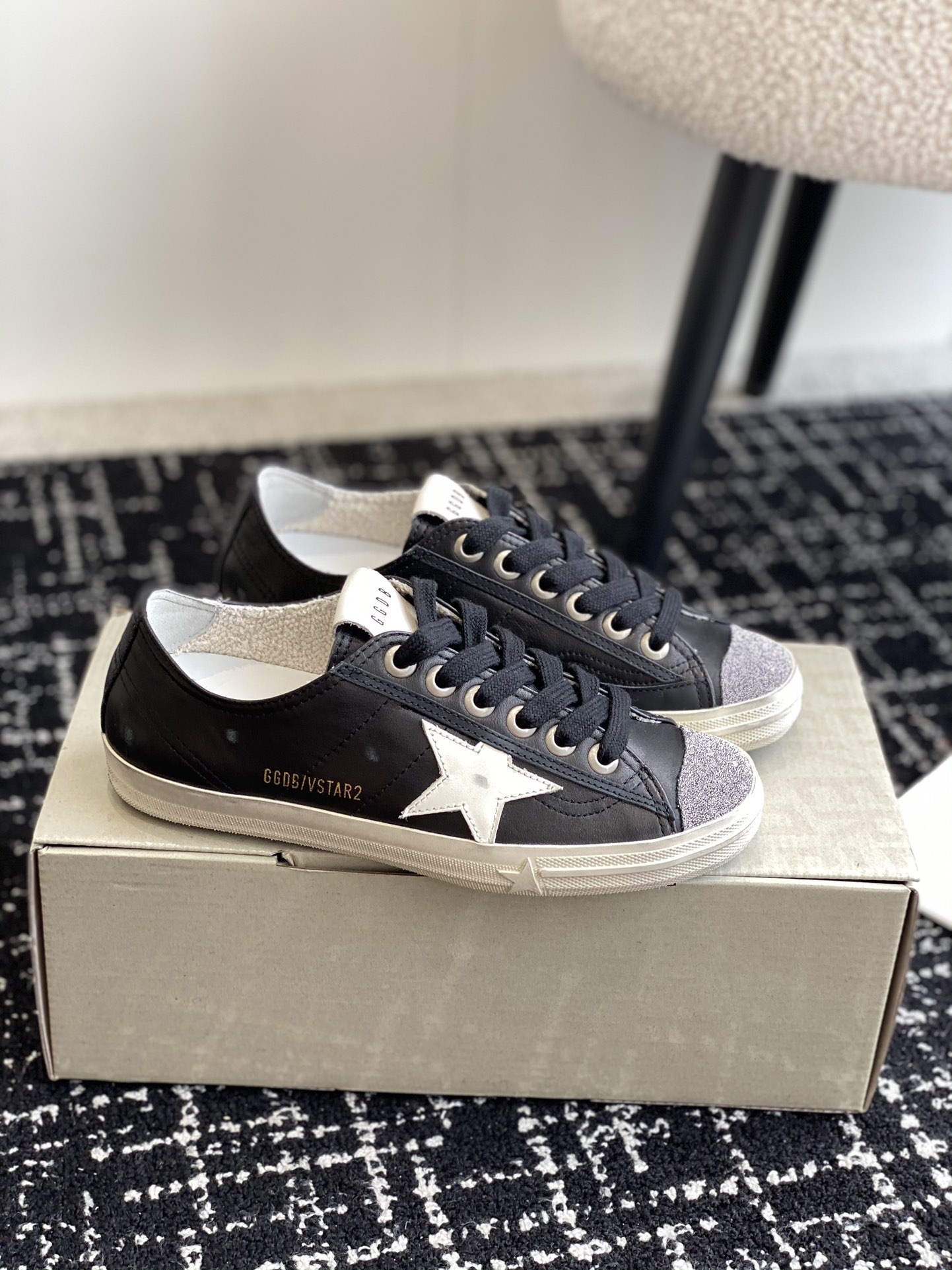 UA Golden Goose V-STAR Sneaker