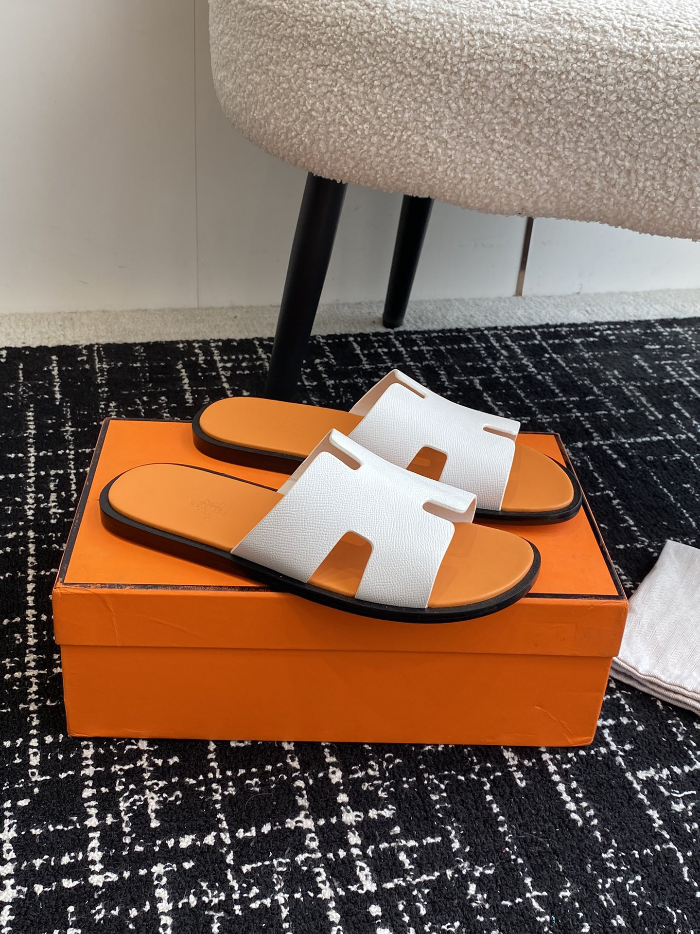 ua H**me5 izmir sandal