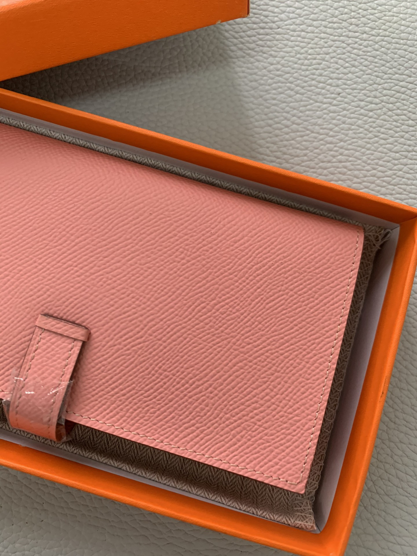 H**me5 long wallet 17.5x9.5cm