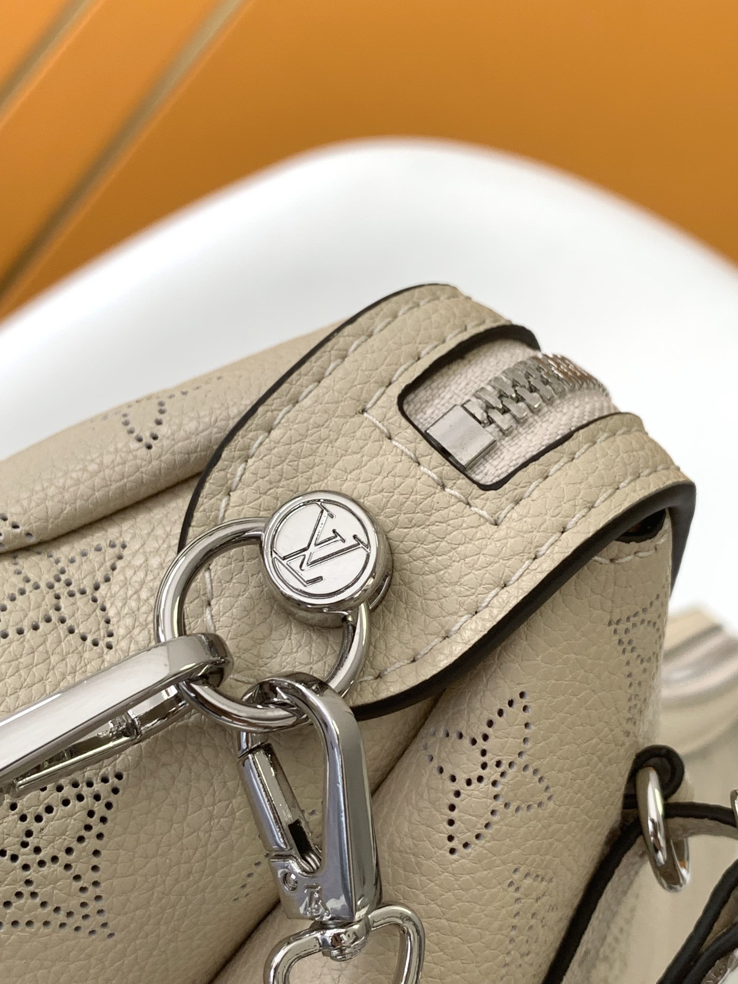 LV Hand It All PM M24255 32 x 29 x 13 cm