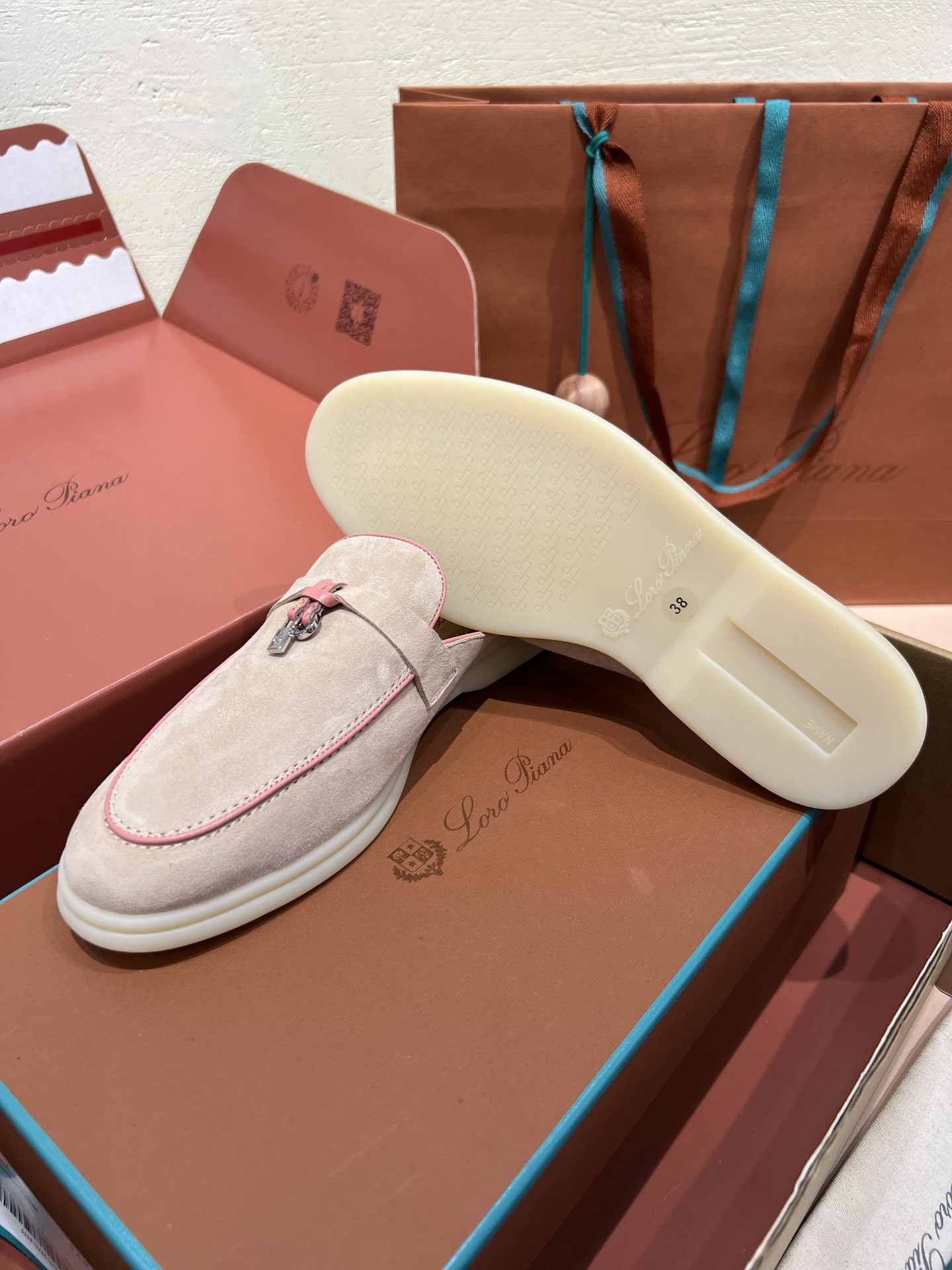 ua L**o p*ana babouche charms walk loafers