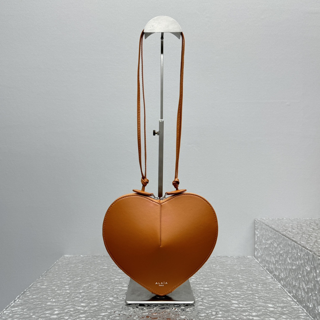 ALAÏA Le Coeur Heart Bag 18.5x20.5x5cm