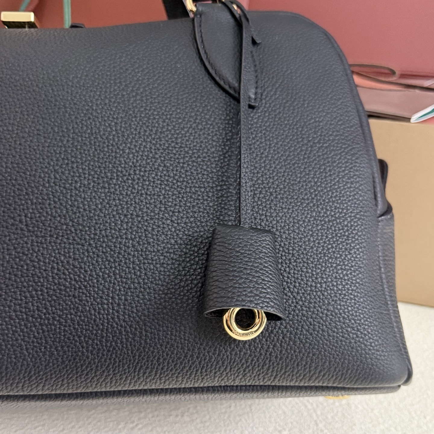 L**o p*ana needle 38x22x16cm