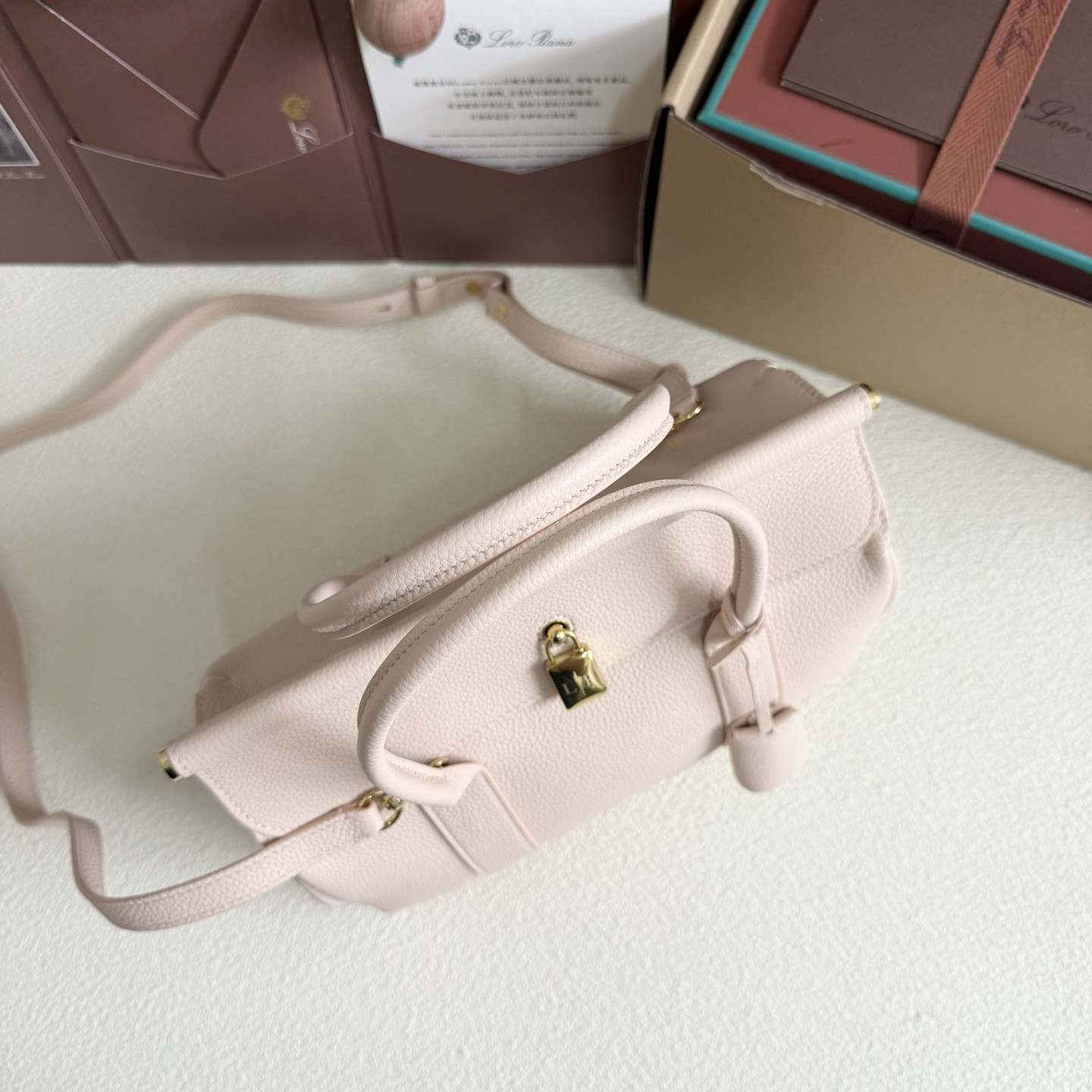 L**o p*ana loom bag l25 grained calfskin 25x18x12.5cm